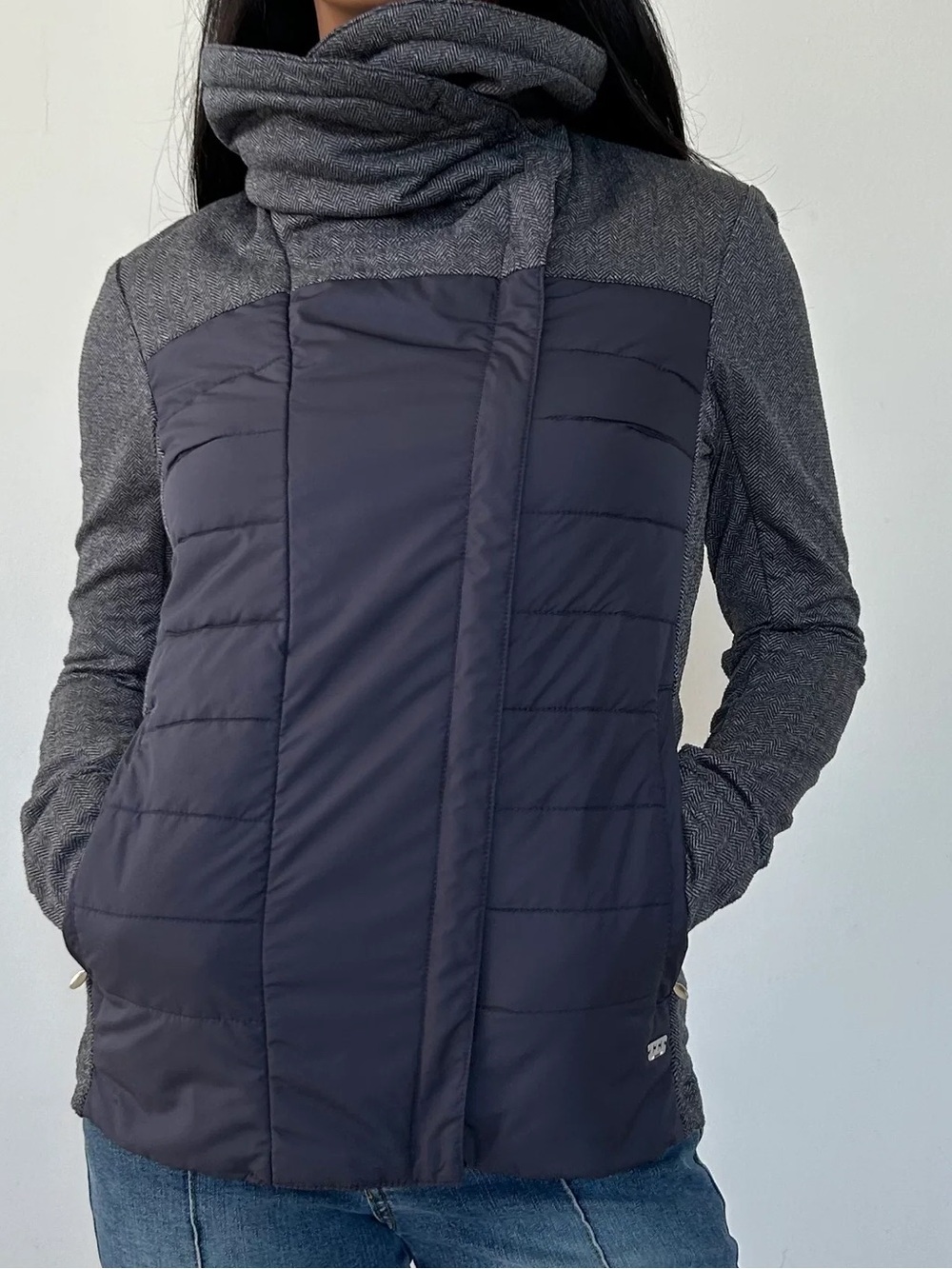 Helly Hansen Women's Astra Herringbone Insulated Jacket Size Small Blue Winter